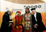 Die Braunschweiger Prominenten Gotthold Ephraim Lessing, Till Eulenspiegel, Heinrich der Lwe und Carl-Friedrich Gau bei der Abgabe der Bewerbungsschrift im Niederschsischen Ministerium fr Wissenschaft und Kultur