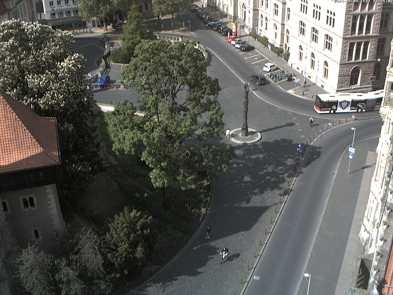 Webcam Blick vom Rathausturm auf den Ruhfäutchenplatz